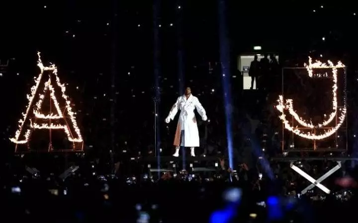 Scissor Lift Table "Raises" Anthony Joshua's Game